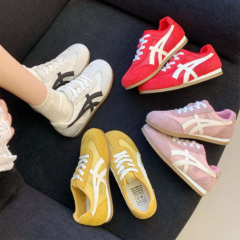 Повседневная универсальная спортивная обувь ретро плоская красная обувь для скейтборда новая весенне-летняя дышащая сетчатая немецкая тренировочная обувь