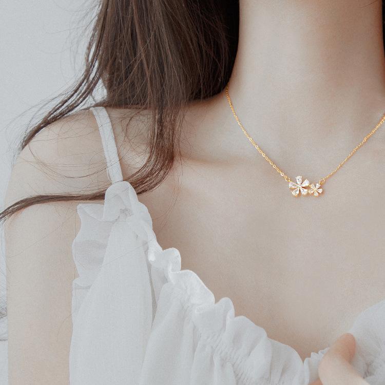 Design Necklace for Women Simple Temperament Niche Clavicle Chain Clavicle Necklace Necklace Necklace