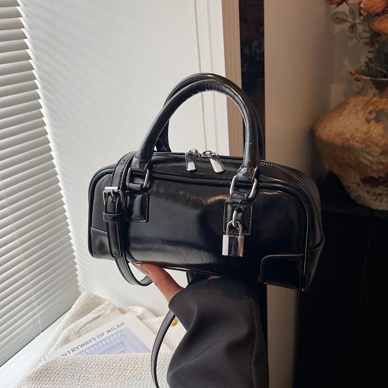 Популярная сумка женская новая нишевая дизайнерская универсальная сумка-мессенджер портативная сумка-подушка