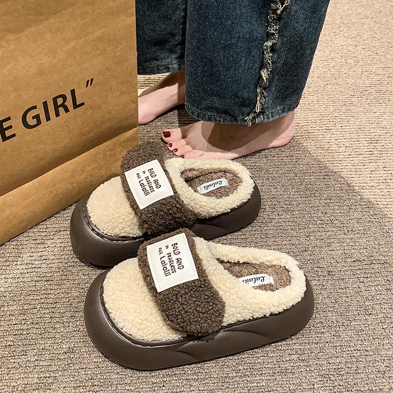 Мода 2024 Новые осенне-зимние женские повседневные и удобные однотонные плюшевые хлопковые тапочки