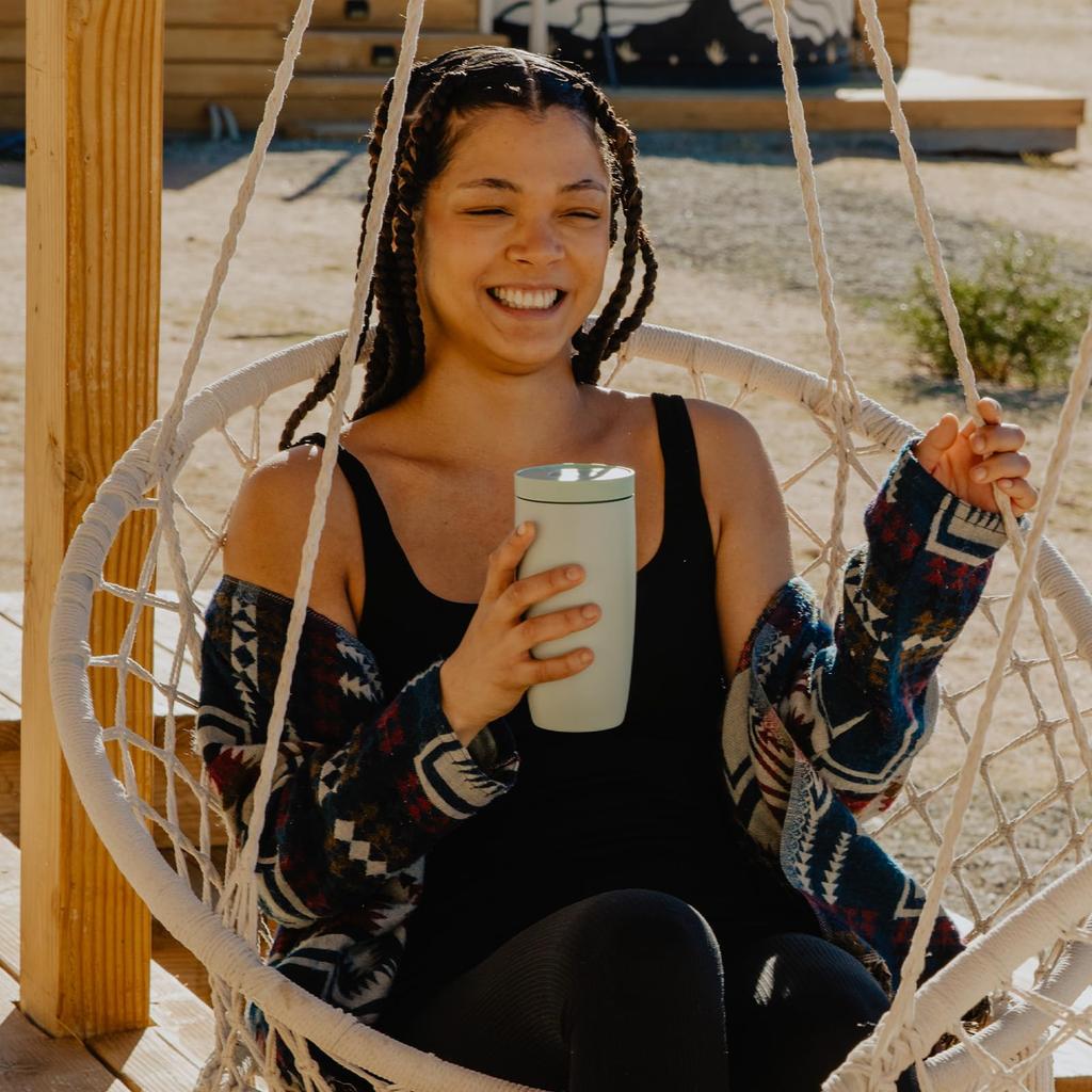 БУТЫЛКА БУТЫЛКА Тамблер 500 мл открывающийся и закрывающийся Вакуумная изоляция Термокружка Для кофе и чая Сохраняет горячим и холодным Нержавеющая сталь Портативная кружка Бутылка