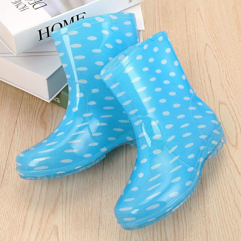 Rain shoes women's fashion outer wear non-slip rain boots medium tube rubber shoes new overshoes low-top short tube anti-shoes