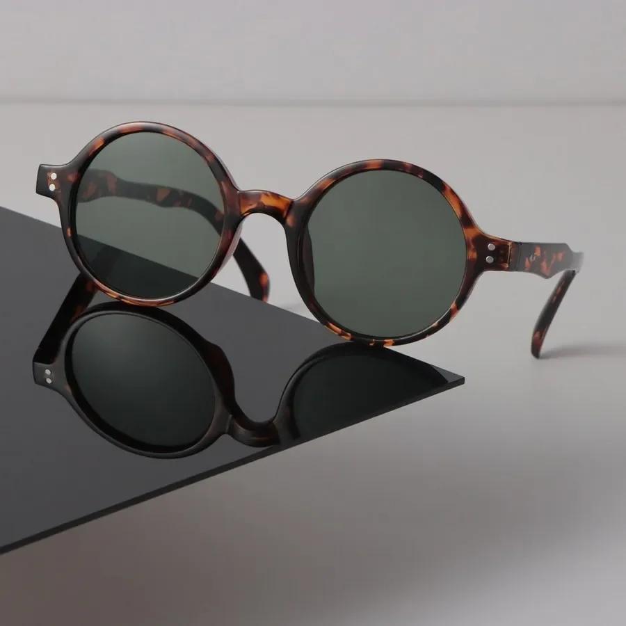 Designer Round Sunglasses Women Men Retro Black Sun Glasses Luxury Personality Eyewear Mirror Lens Sexy Brand