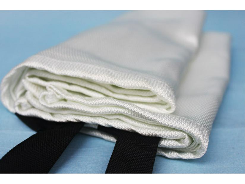 Огнестойкое сварочное одеяло 1x1 метр - Огнестойкая ткань из стекловолокна для пожарной безопасности и защиты от дыма