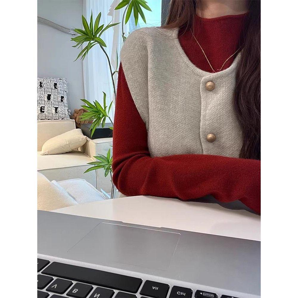 Retro Green Age-Defying Layered Sweater: Women's Soft Half-High Collar Knitwear for Autumn/Winter