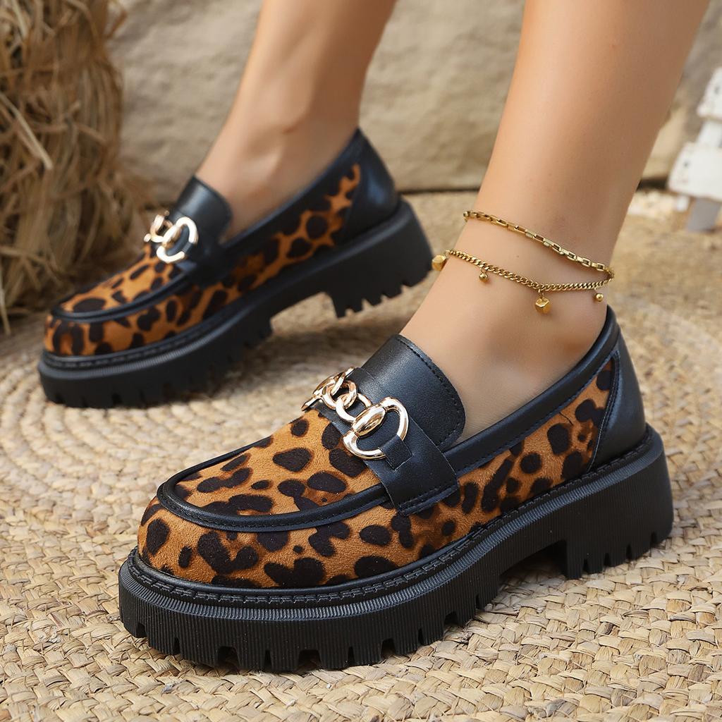 Fashion Leopard Print Women's Shoes 2025 Spring New Platform Anti Slip Metal Decorative Loafers Retro Comfortable Outdoor Casual Shoes
