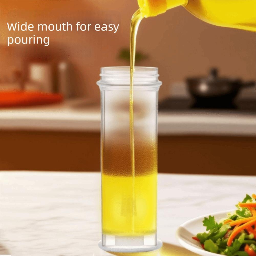 100ML Press Oil Sprayer Plastic Cooking Oil Dispenser Portable Down-Spray Oil Bottle Salad Making