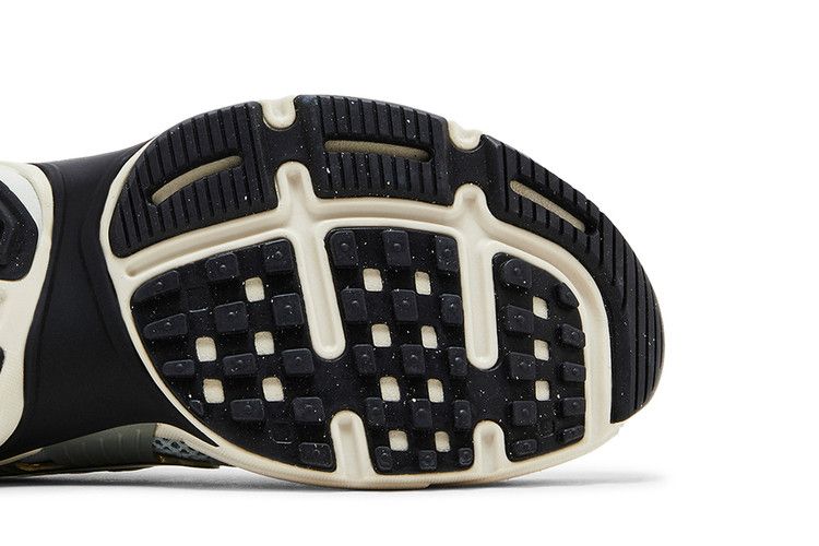 Женские кроссовки Nike V2K Run Light Pumic Black Chrome (Женский) Светлый пемза/Хром/Светлый древесный орех/Коричнево-черный