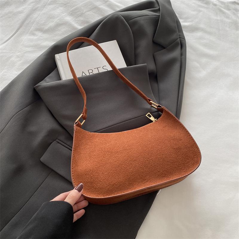 Дизайнерская сумка на одно плечо с подмышкой, женская, корейская, зимняя, модная, с текстурой, иностранная, в стиле полумесяца