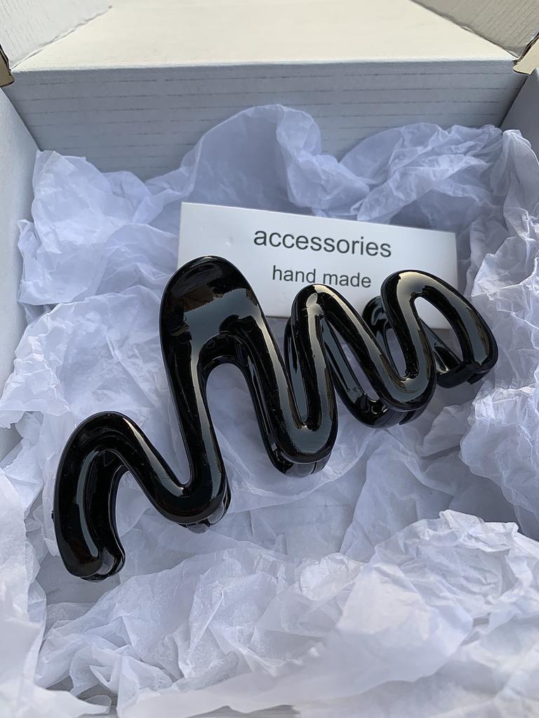 2023 Colorful Jelly Wave Hair Claw Hairpin Women Girls Fashion Design Korean Sweet Simple Irregular Hair Clip Headwear KTY