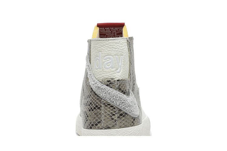 Nike SB Blazer Mid Soulland FRI.day 03