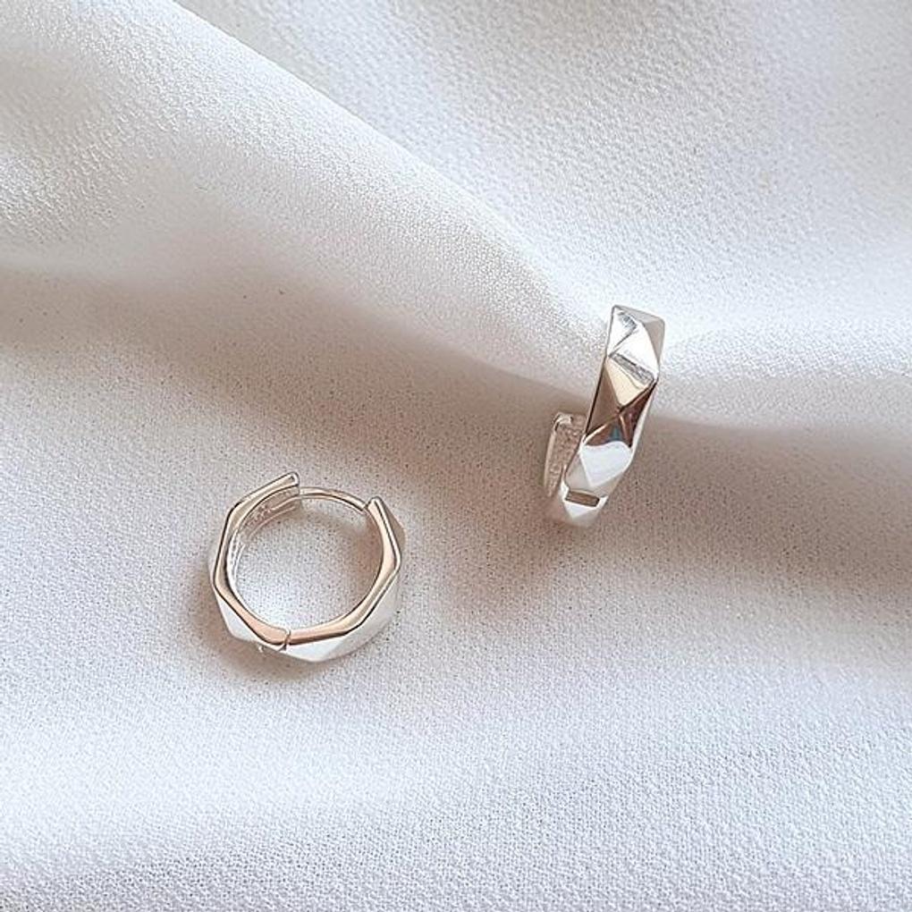 Women's Accessories Angle Daily Hoop Earrings