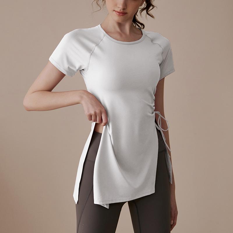 Летний женский комплект для йоги: Дышащие брюки на завязках и топ с короткими рукавами для пилатеса и фитнеса.