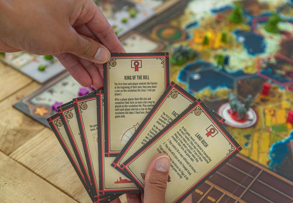 Stonemaier The Wind Gambit Expansion Добавлено в Scythe Добавлены Airship и Resolution новые игроки 140 минут Для детей от 14 лет и старше Игры Scythe (База