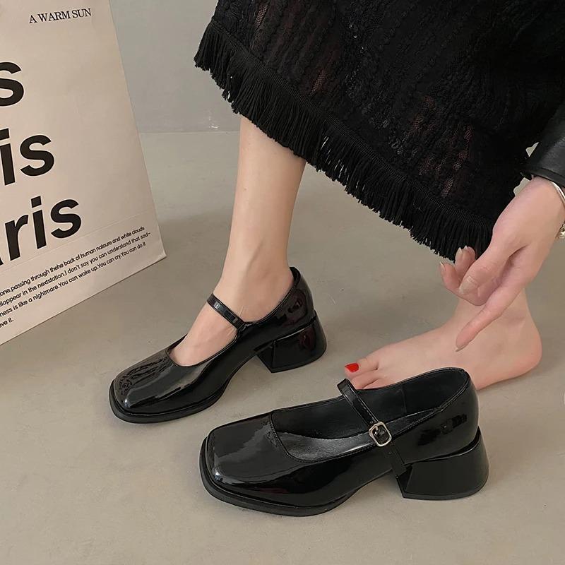 Fashion Red Med Heels Mary Jane Shoes for Women Square Toe Ankle Buckle Pumps Woman Pu Leather Thick Heeled Party Shoes Ladies