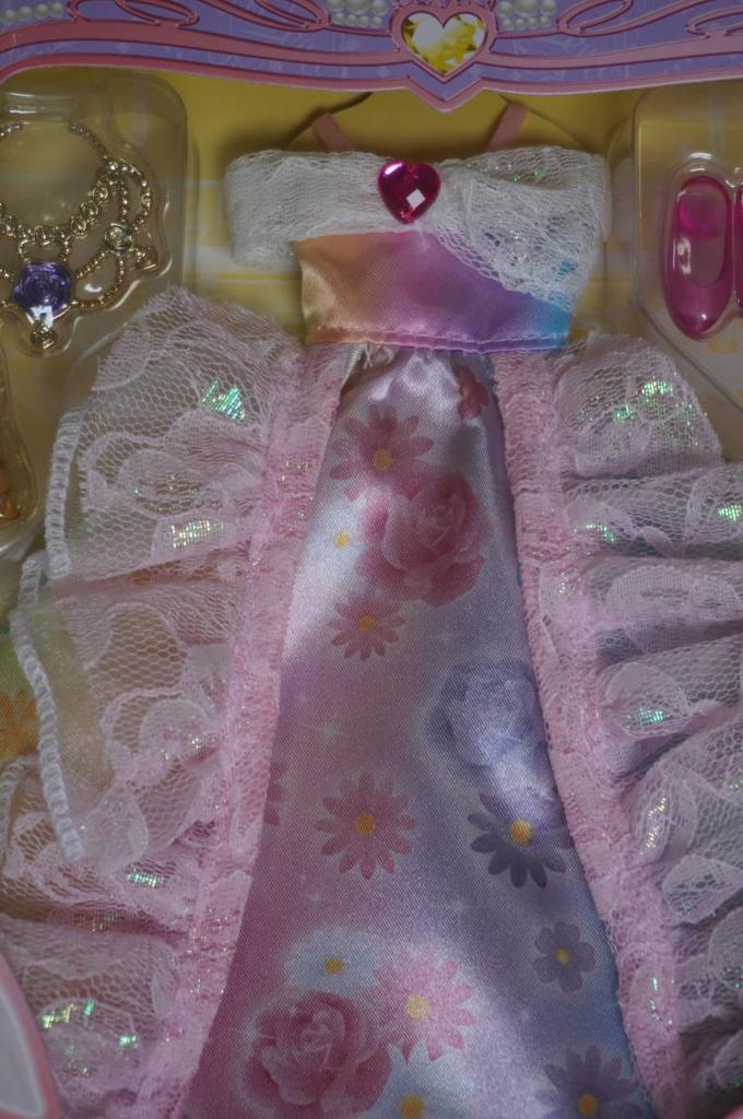 Takara Tomy Brand buy it Dream Fantasy Magical Ribbon Flower Dress new, now Licca-chan