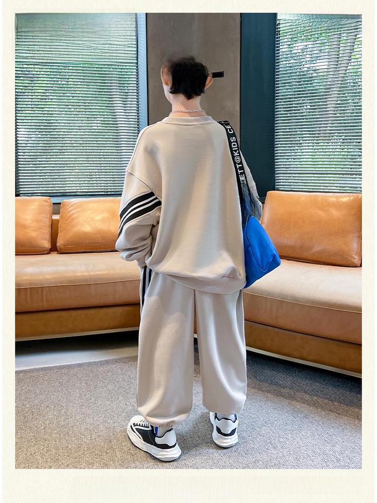 Boys' Trendy Sports Suits 2025: New Autumn Collection of Sweatshirts and Sweatpants for Middle and Large Children