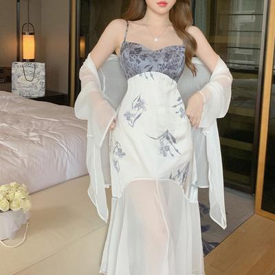 Национальный стиль Высококачественный узор Цельное ночное платье Длинное платье Сексуальный темперамент Тонкое цветочное платье на бретелях Комплект