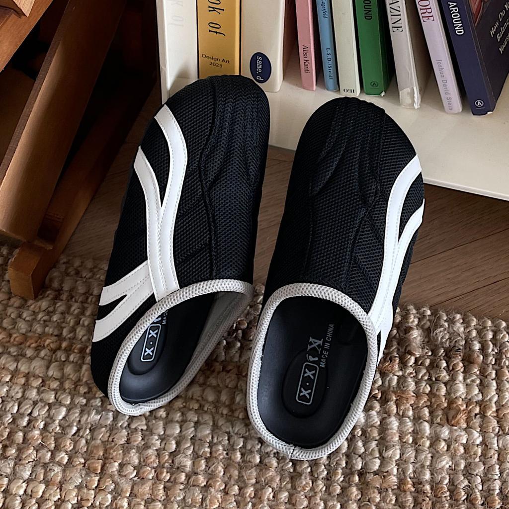 Fashion Women Flat Slippers 2025 Summer New Vintage Slip on Non Slip Half Drag Mesh Breathable Lightweight Comfortable Soft Sole Sandals