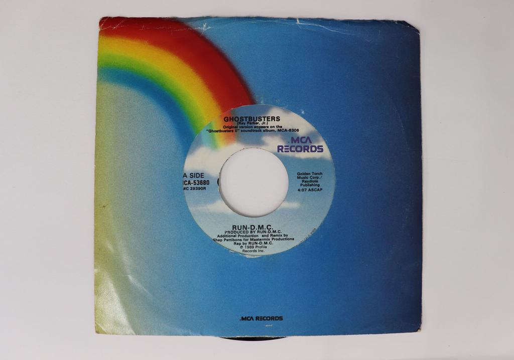 7-дюймовая пластинка RUND.M.C. Охотники за привидениями MCA53680 MCA 1989 Канада Рэп Хип-хоп Ритм-н-блюз Б/у