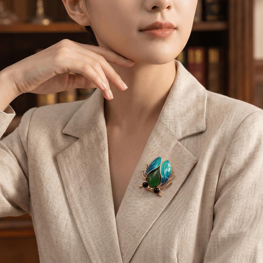 Chinese Style Cicada Brooch Real-like Enamel Brooch Vintage Insect Lapel Pin Gifts