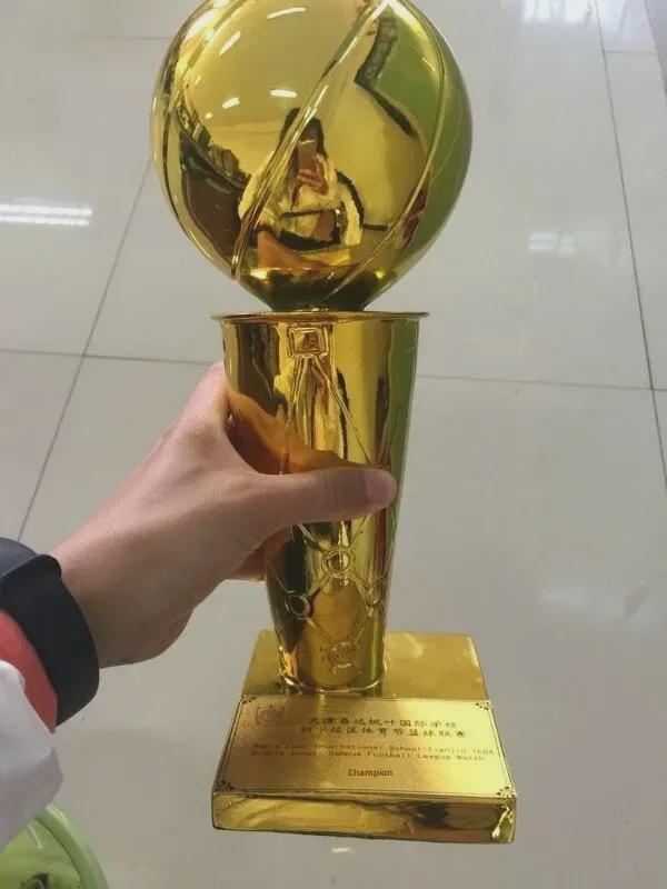 Трофей чемпиона НБА: Баскетбольные сувениры Кубка О'Брайена с изображением Карри, Коби и Джеймса