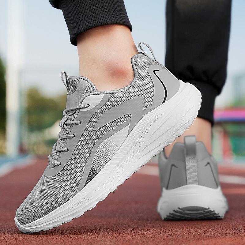 New Large Size Running Shoes Men's Mesh Shoes Shock Absorption Lightweight Casual Shoes Soft Sole Youth Sports Shoes Men