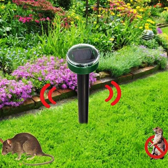 Outdoor Garden Farm Solar Powered Ultrasonic Pest Snake Mole Rat Mice Repeller