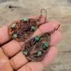 Серьги из необработанного драгоценного камня зеленого турмалина, гальванопластические медные серьги, ювелирные изделия ручной работы, достойные серьги для подарка, гальванопластические медные украшения
