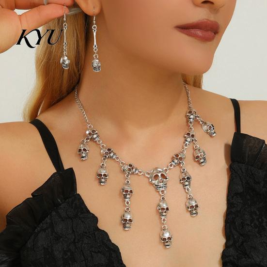 Dark Aesthetic Pendant Earrings Halloween Skull Jewelry Set for Women, Tassel Necklace & Dangle Earrings, Punk Gothic Accessories Costume Party Alloy
