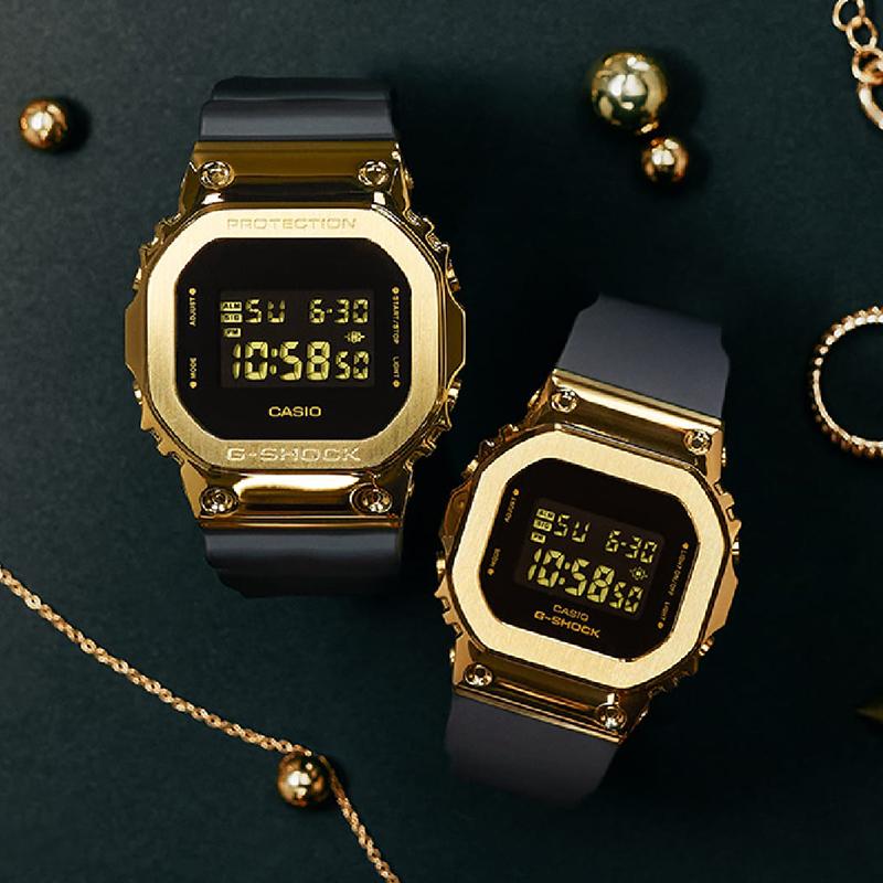 Casio Ретро классический маленький квадратный водонепроницаемый механизм кварцевый механизм ремешок из смолы японские и корейские часы мужские часы золотой циферблат GM-5600G-9PR