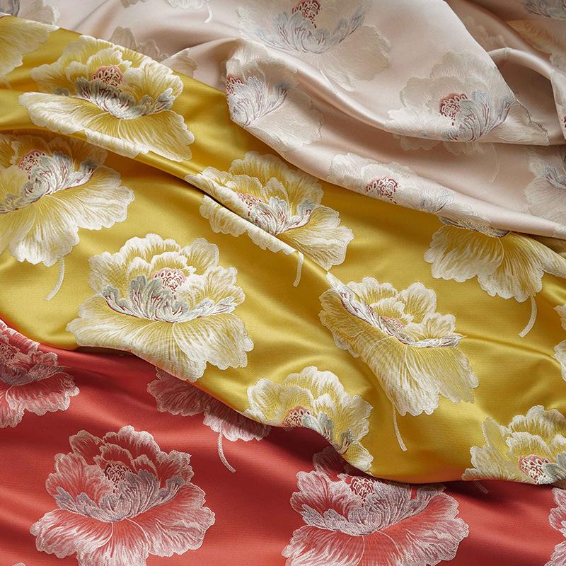 Отличительная винтажная пионовидная атмосфера Тан Чонсам Атласный жаккардовый стиль Текстура Ханьфу Атласный жилет Цвет плеча Тканые ткани