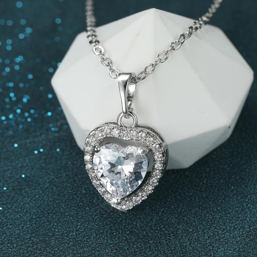 Luxury Female White Crystal Love Heart Pendant Necklace For Women Trendy Silver Color Wedding Chain Necklace Jewelry Gift