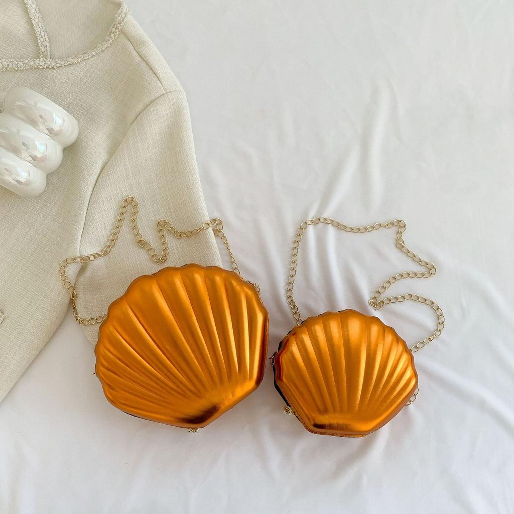 2025 New Spring Trend Chain Shoulder Messenger Bag Women's Foreign Style Striped Shell Bag Simple Casual Bag Women