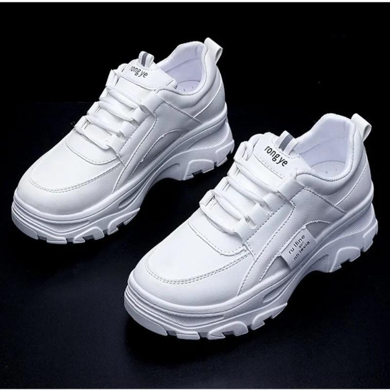 2024 Осень Новые толстые подошвы женские туфли на открытом воздухе нескользящие кроссовки для ходьбы повседневная удобная обувь для доски модная легкая женская обувь