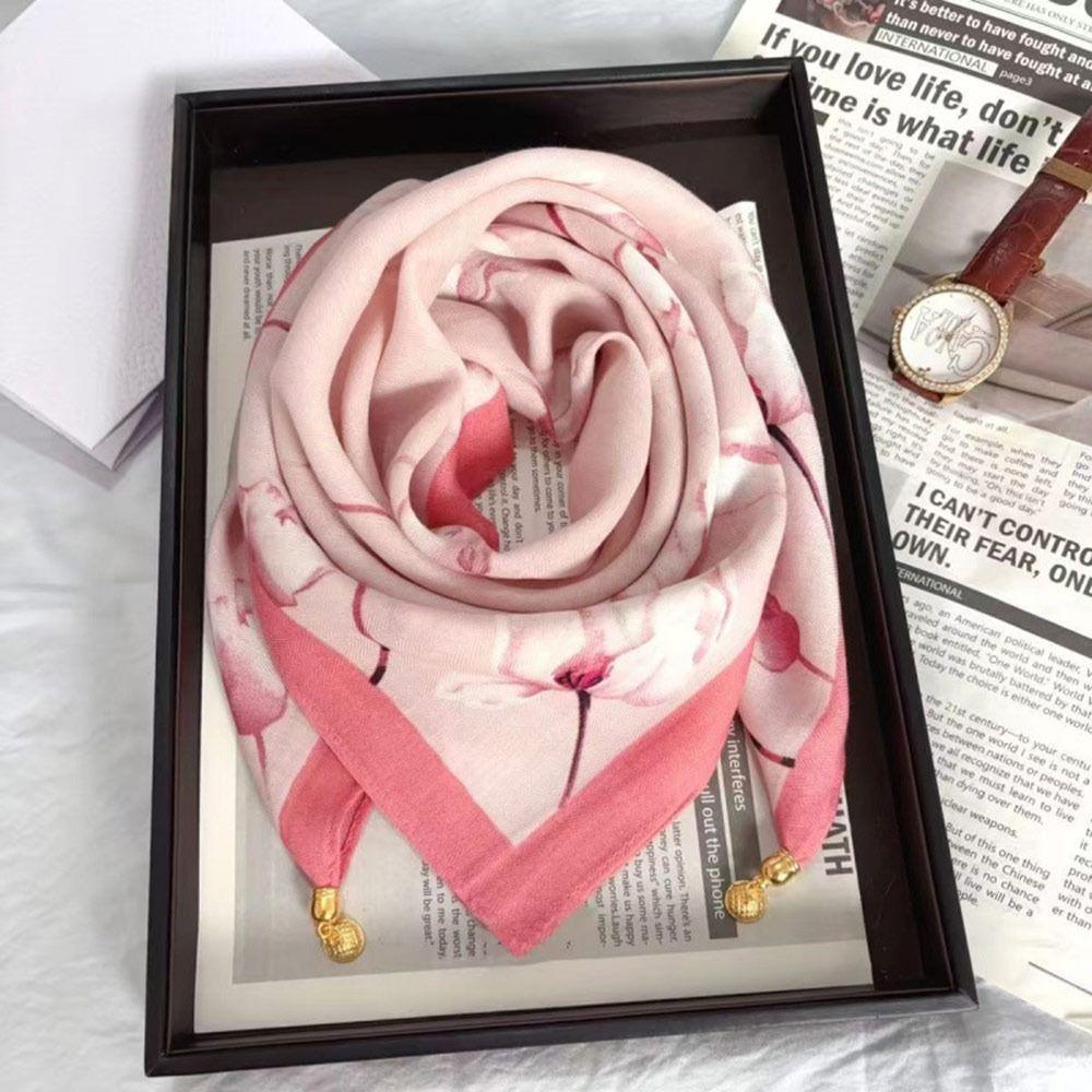 Lightweight Silk Scarf Magnetic Buckle Floral Neck Kerchief Square Scarf Necklace Travel Wear