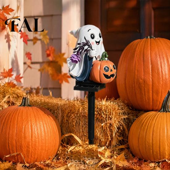 Resin Ghost Pumpkin Figurine Solar Stake Light, LED Auto Light Sensor Outdoor Garden Lamp, Waterproof Courtyard Lighting Decorative Ground for