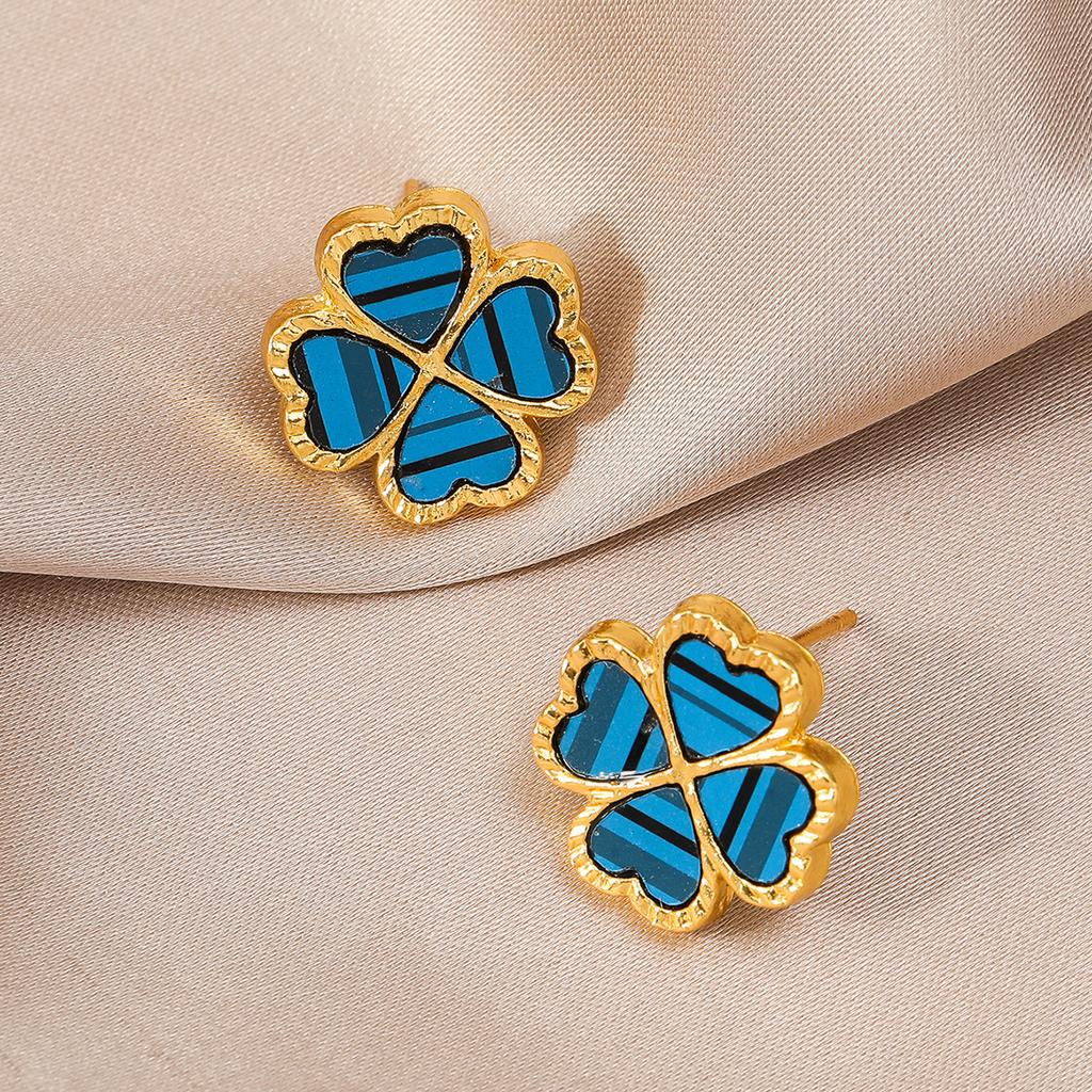 Four-Leaf Clover Women's Earrings Celebrity Temperament Simple Earrings Light Luxury Senior Sense Of Personality Versatile Earrings