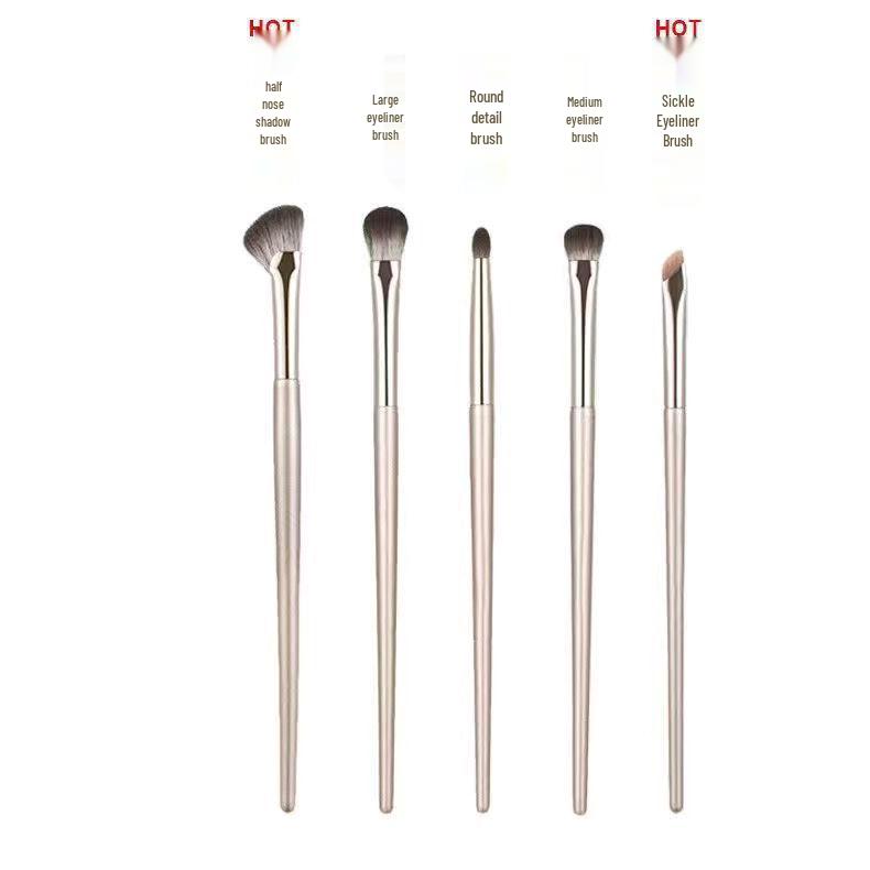 Праздничный набор кистей для макияжа из 12 штук: Мягкая щетина для хайлайтера, теней для век и румян.