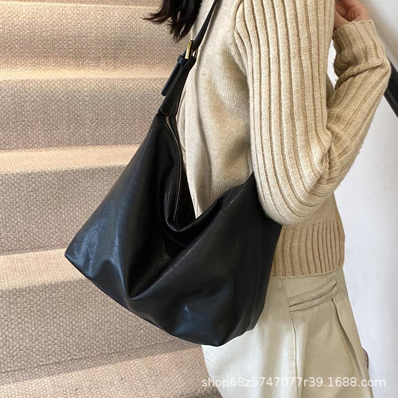 Outer Single Casual Large-capacity Bag Women's 2025 Autumn/winter New Shoulder Bag Fashionable Foreign Style Versatile Commuter Crossbody Bag