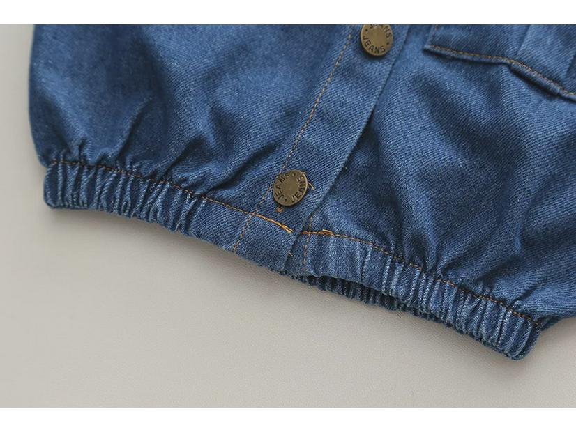 Модный джинсовый костюм-двойка с длинными рукавами для мальчиков на осень 2023 года