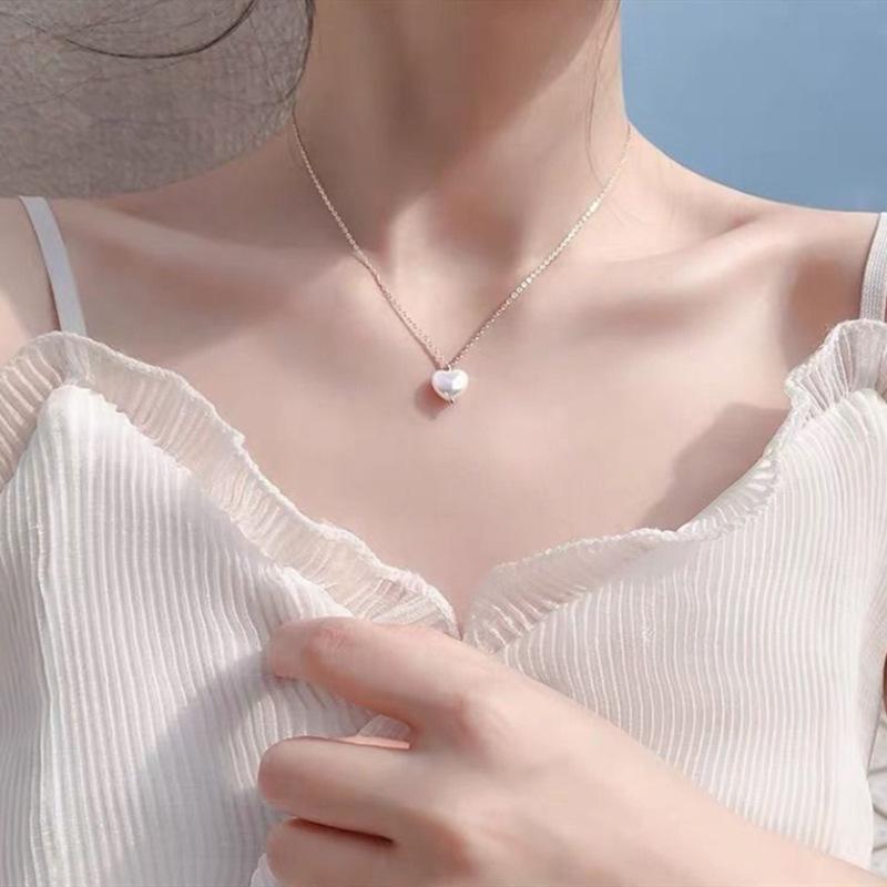 Japanese and Korean ins style simple temperament collarbone chain versatile neck chain couple gift, sweet girl love pearl necklace