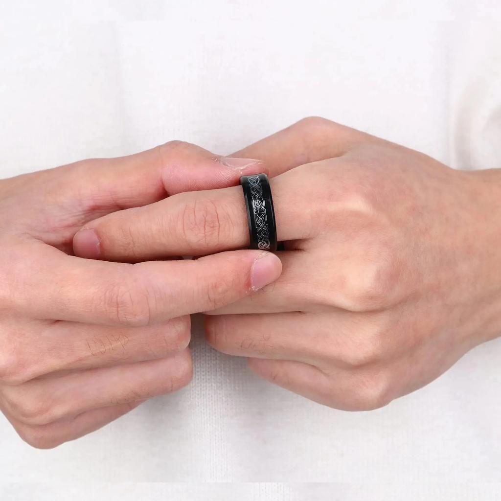 Модные мужские кольца из нержавеющей стали 8 мм с кельтским драконом, инкрустацией из черного углеродного волокна, мужские обручальные кольца, ювелирные изделия