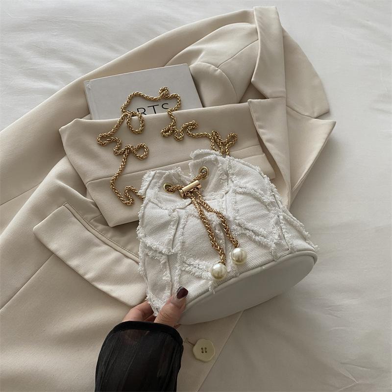 Niche Design Denim Rhombus Bucket Bag Crossbody Trend Drawstring Fringed Pearl Chain Crossbody Bag