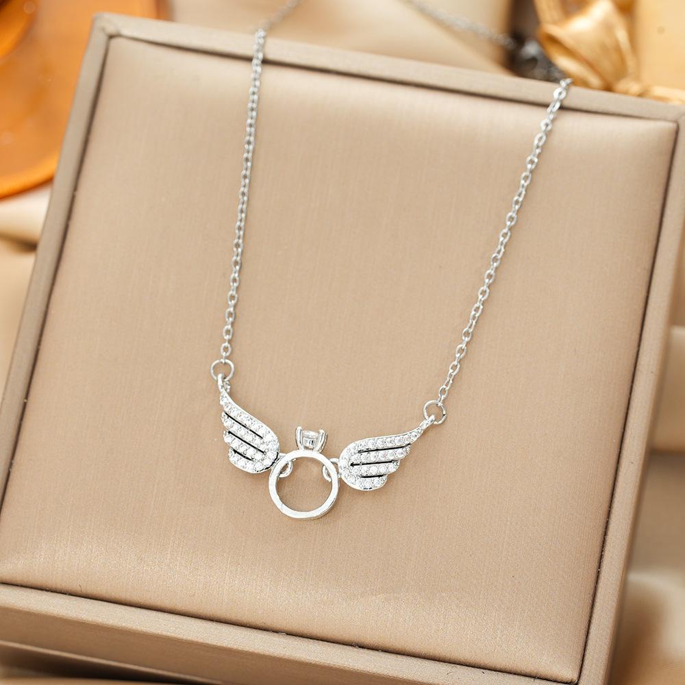 Titanium Steel Necklace For Women Elegant Simple Fashion Zircon Collarbone Chain Light Luxury Niche Jewelry