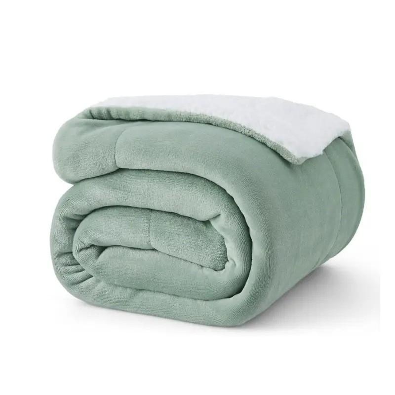 Однотонное толстое полиэстеровое плюшевое одеяло с двойным слоем для тепла для использования во время сна