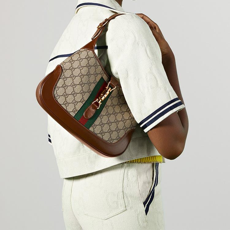 Gucci Сумка через плечо Jackie 1961, золотой замок, канва с монограммой и кожа, полумесяц, женская, коричневая 636706-HUHHG-8565
