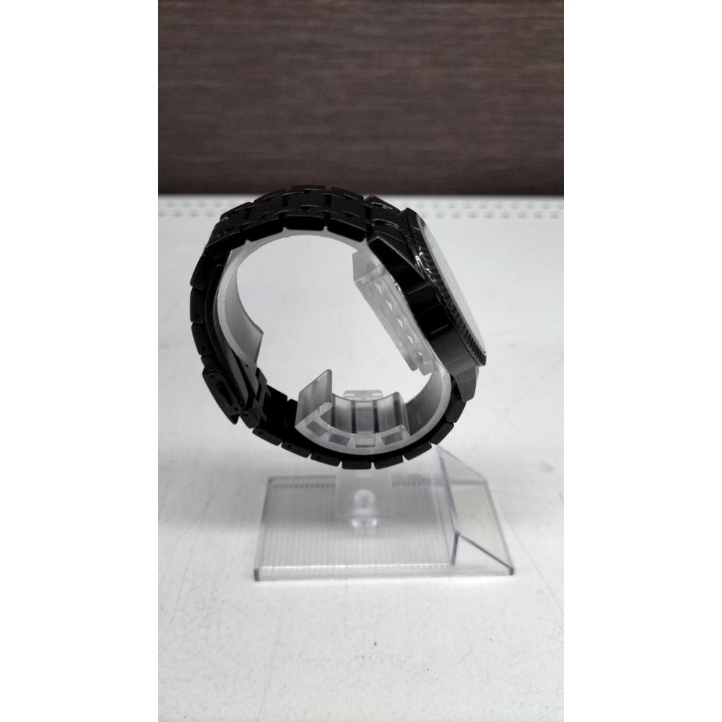 Б/у VIVIENNE WESTWOOD VW-2391 Кварцевые с царапинами