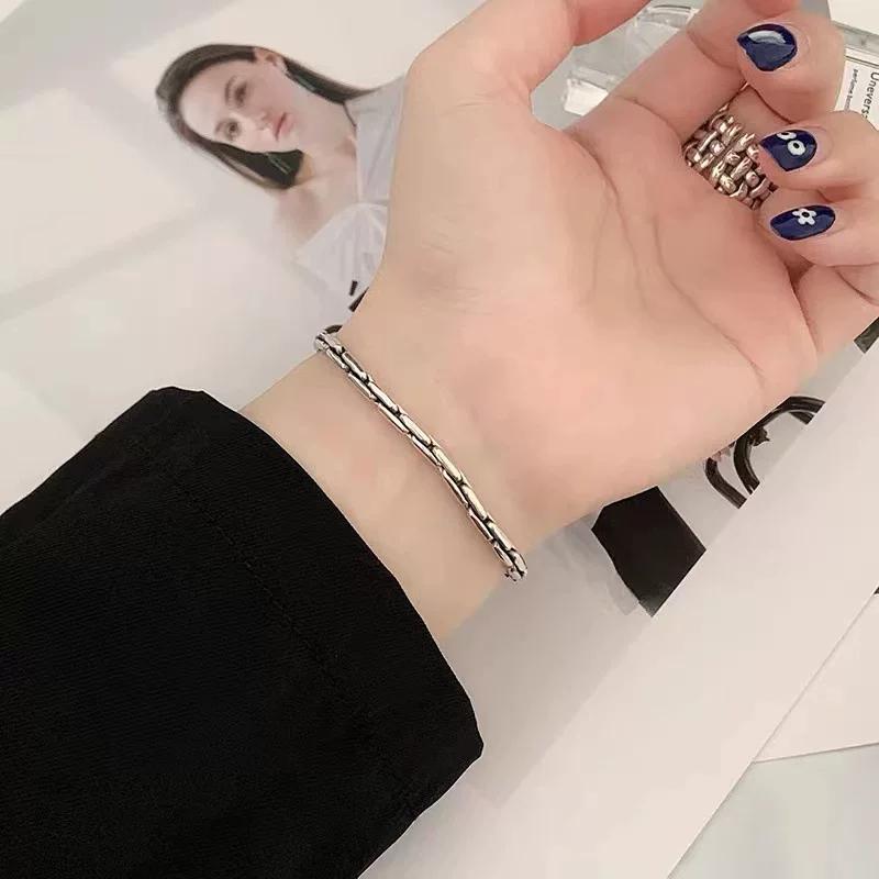 Silver-plated retro old-fashioned handmade snake bone bracelet, men's and women's versatile ethnic style, now trendy couple personality