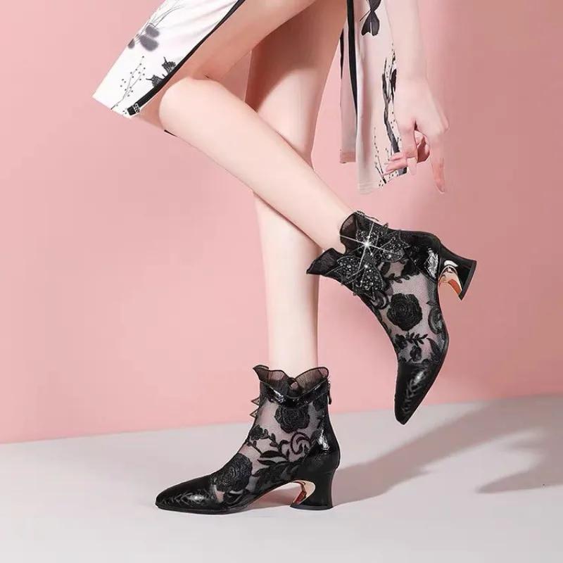 2025 Plus Size Women's Boots Lace Embroidery Ankle Sandal Boots Crystal Bow Tie Back Zip Stylish Retro Summer Footwear